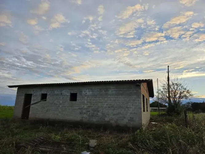 Chácara de 2 Hectares com Casa em Construção - Santo Ângelo/RS - R$ 290.000