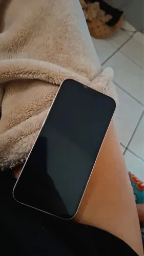iPhone 13 troco por outro e uma Tv
