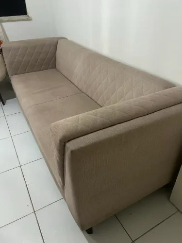 Sofá moderno