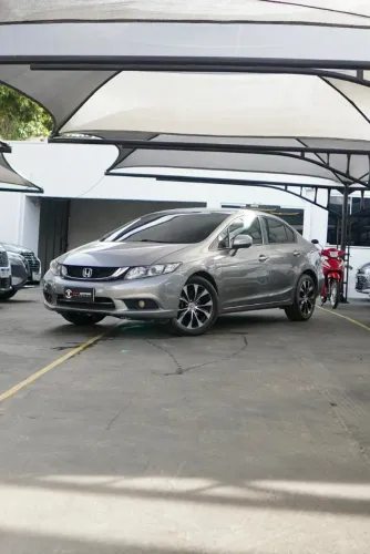 Honda Civic Sedan LXR 2.0 Flexone 16V Aut. 4P 2016