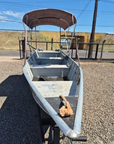 Vende se Barco Completo 