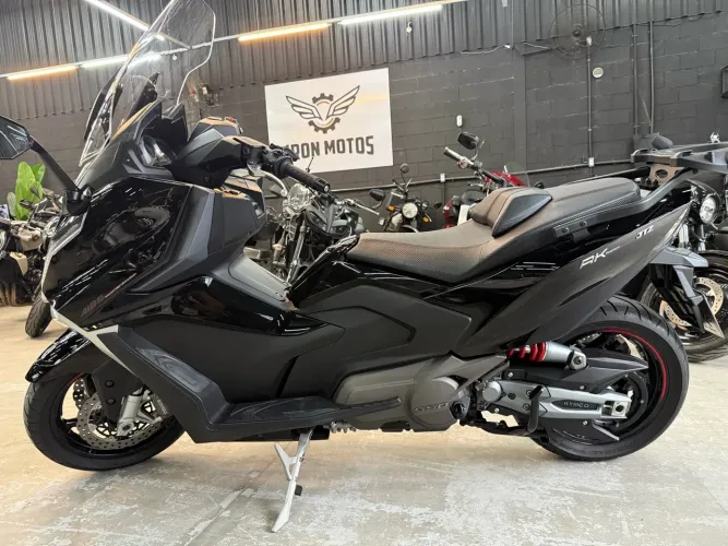 Kymco AK 550i PREMIUM 2025 - Zero