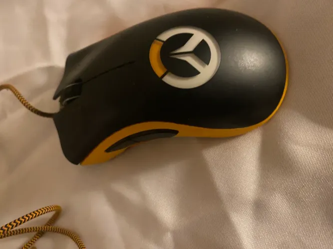 Mouse Deathadder overwatch costumizado usado