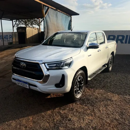 Toyota Hilux CD SRX 4X4 2.8 TDI 16V Diesel Aut. 2024