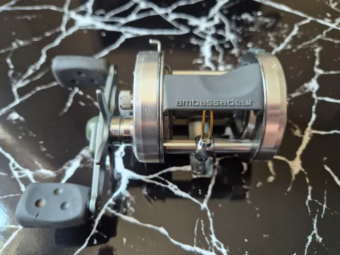 Carretilha Abu Garcia ambassadeur 6500