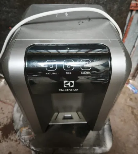 Purificador de Agua Eletrolux