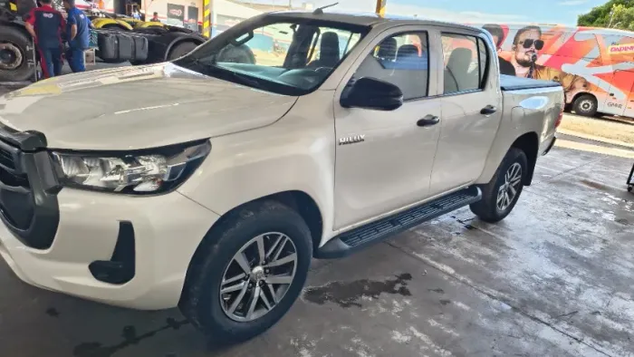 Toyota Hilux CD 4X4 2.8 Diesel Mec. 2022