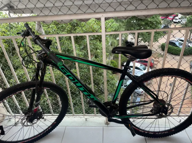 Bicicleta aro 29 - South verde e preto 
