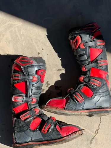 BOTA MOTOCROSS/TRILHA