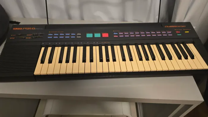Teclado Yamaha PSR 8 funcionando - vintage - T$350,00