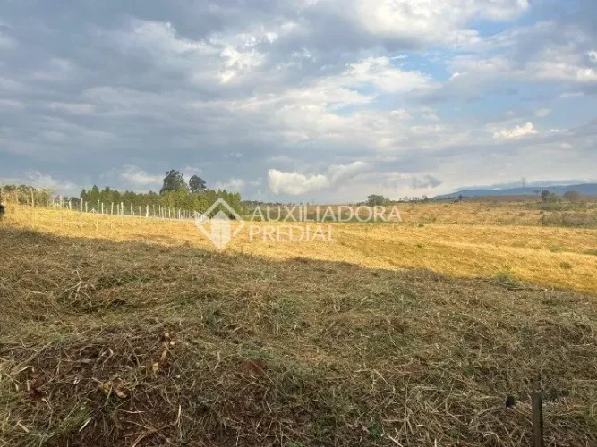Terreno a Venda 2.396,60M2 Birro Pau D´Alho -Boituv - SP