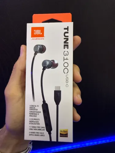 Fone JBL TUNE 310C usb C novo lacrado com garantia 