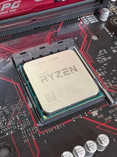 Processador AMD Ryzen 3 3200G, 3.6GHz (4GHz Max Turbo), Cache 4MB, Quad Core, 4 Threads, A