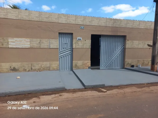 Alugo casa no conjunto planalto I
