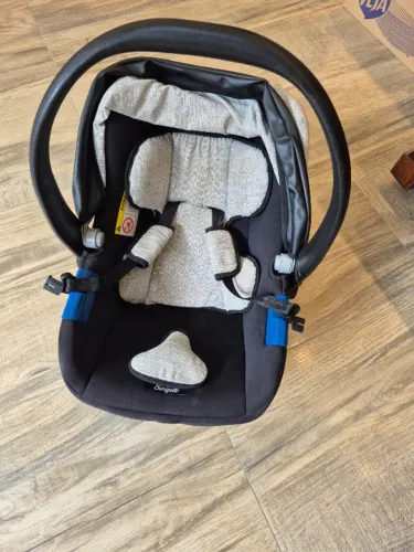 Bebê conforto