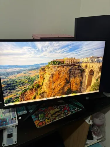 Monitor Gamer Pichau Centauri CR27, 27 Pol IPS, QHD, 1ms, 165Hz, FreeSync