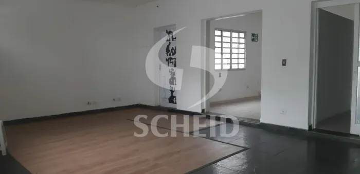 Casa / Ponto Comercial para Locação em Veleiros ? Excelente Localização