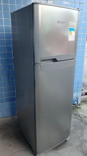 Geladeira continental seminova frost free