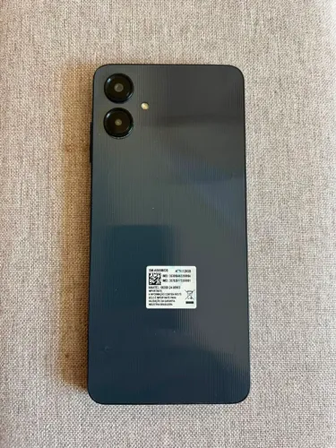 Samsung a06 em ótimo estado
