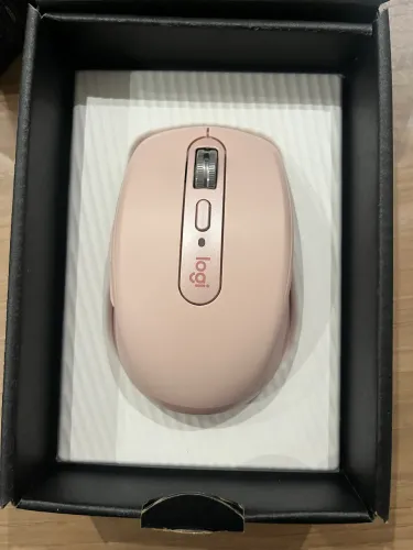 Mouse sem fio rosa Anywhere Logitech