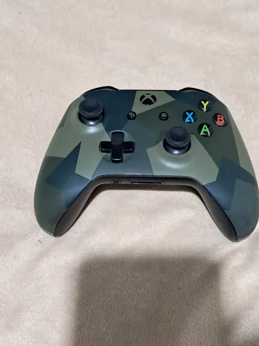 Controle Xbox One edição especial 