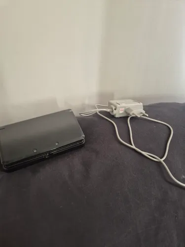 3ds desbloqueado com base e carregador