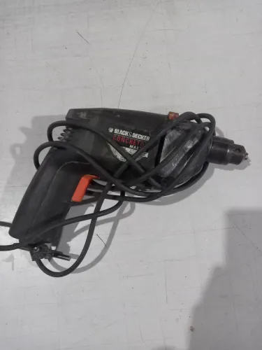 Furadeira Black & decker concretor master