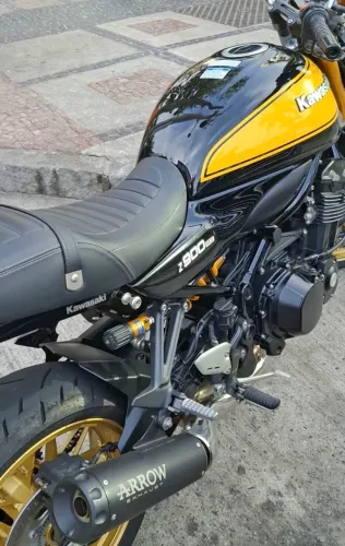 Kawasaki z900rs r edition 2024 c/ 2.300km originais 