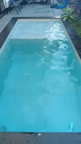Limpeza de piscinas