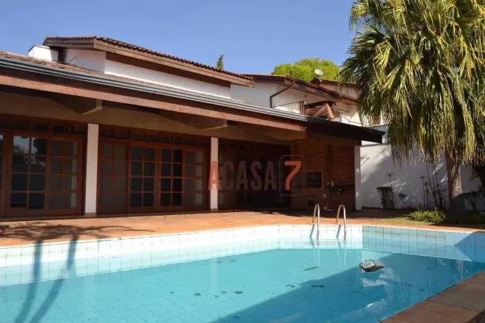 Casa à venda no Condomínio Village DAvignon, Sorocaba