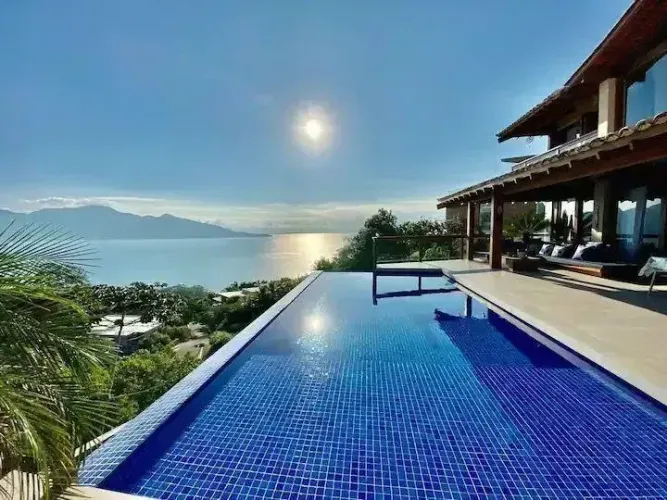 Mansão à venda em Ilhabela Litoral Norte de SP
