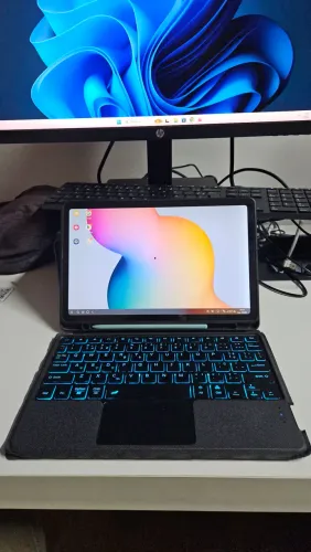Samsung Tab s6 lite + capa teclado + ponta de titânio + acessórios