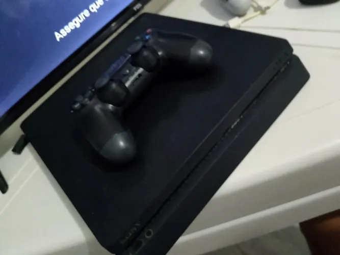 PlayStation 4 slim