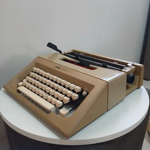 Máquina de escrever