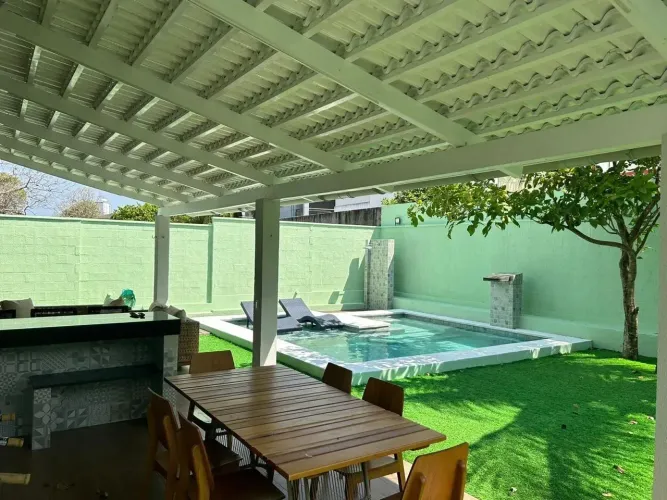 Casa para locação no Alphaville Eusébio com 4 quartos em Pires Façanha - Eusébio - CE
