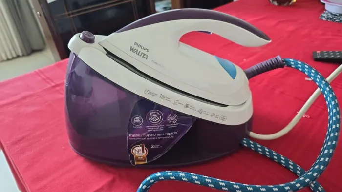 Ferro de passar Walita não estraga a roupa
