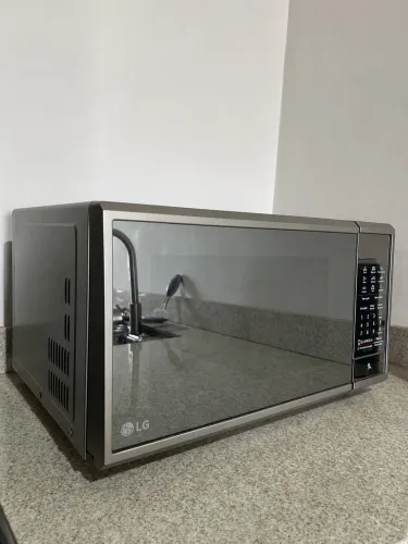 Microondas 30 l LG INOX