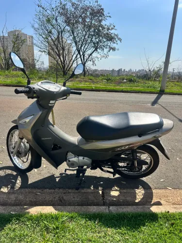 Biz 125 ES