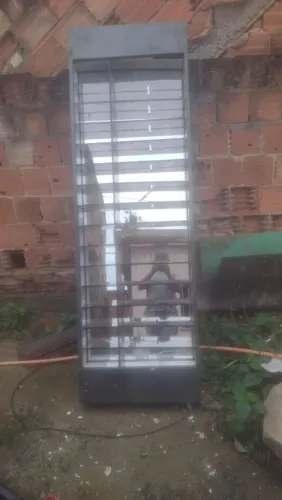 Prateleira para bebidas e itens para boates / bates como vc almejar todo espelhado!!!