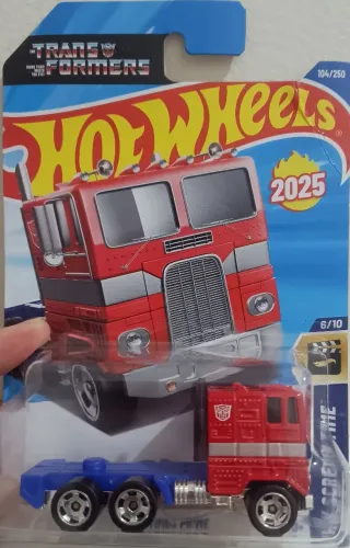 Optimus Prime - Hotwheels 