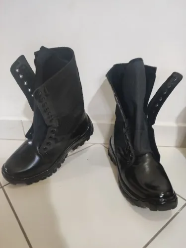 Bota coturno militar coro legítimo tamanho 41