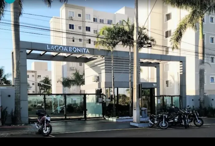 Apartamento mobiliado à venda com 2 quartos no Edifício Lagoa Bonita em Londrina