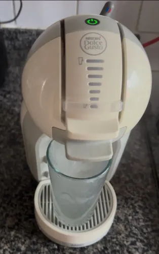 Máquina de Café Mini me Dolce Gusto