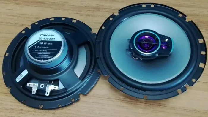 Par Falantes Pioneer 100W RMS