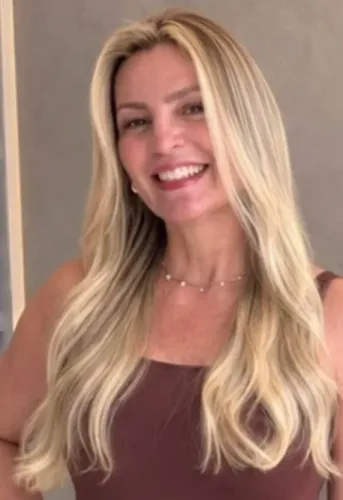 Manutenção de mega hair