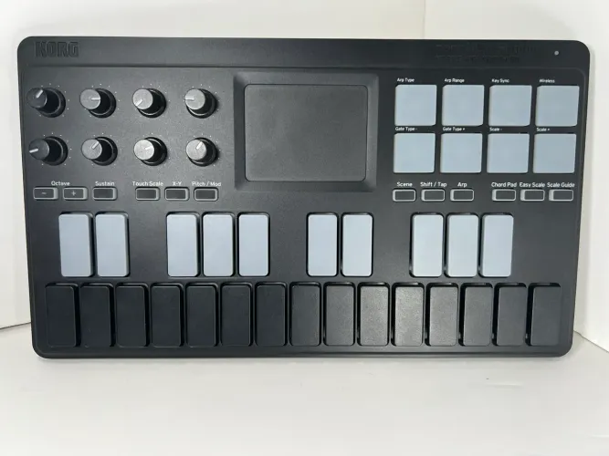 Controlador Midi Korg Nanokey Studio Bluetooth