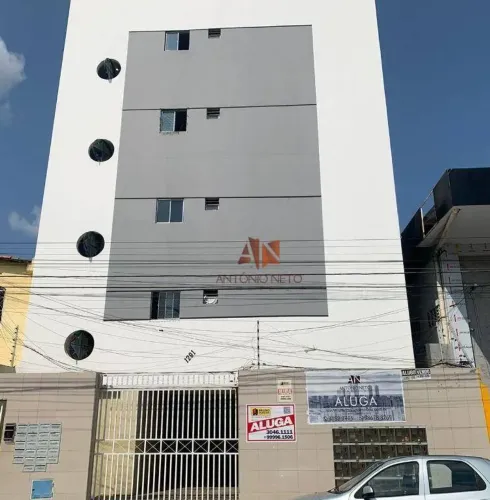Apartamento com 2 quartos para alugar, 30 m² por R$ 1.206/mês - Amadeu Furtado - Fortaleza