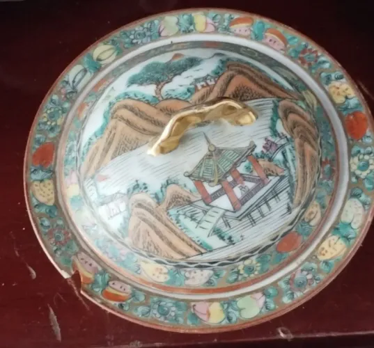 Vendo essa mantegueira. Leia descrição 