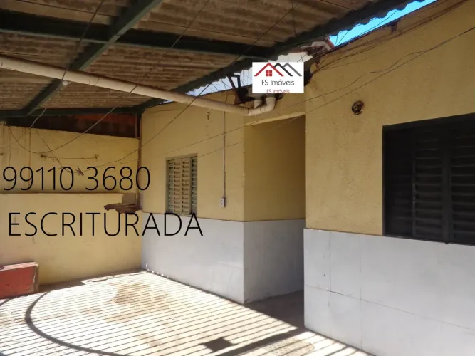 QR 425 Renda R$ 1.700. Ótimo Lote com 3 Casas com 2 e 1 Quarto Escriturado em Samambaia N