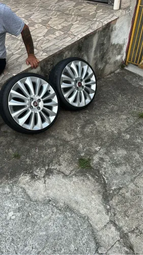 Rodas aro 17 Fiat linea original pneus 185/35R17